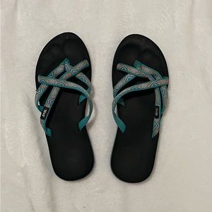 Teva flip flop sandals | size 8